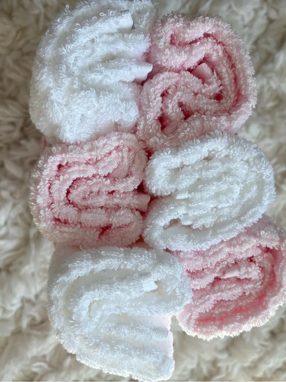 Cupcakes & Cashmere wash towels ~ set of 6 🌸🎀